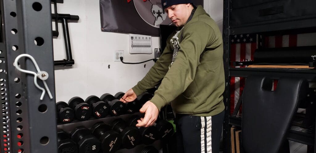 AbMat Preacher Pad Review 8 Bicep Bomber Standing