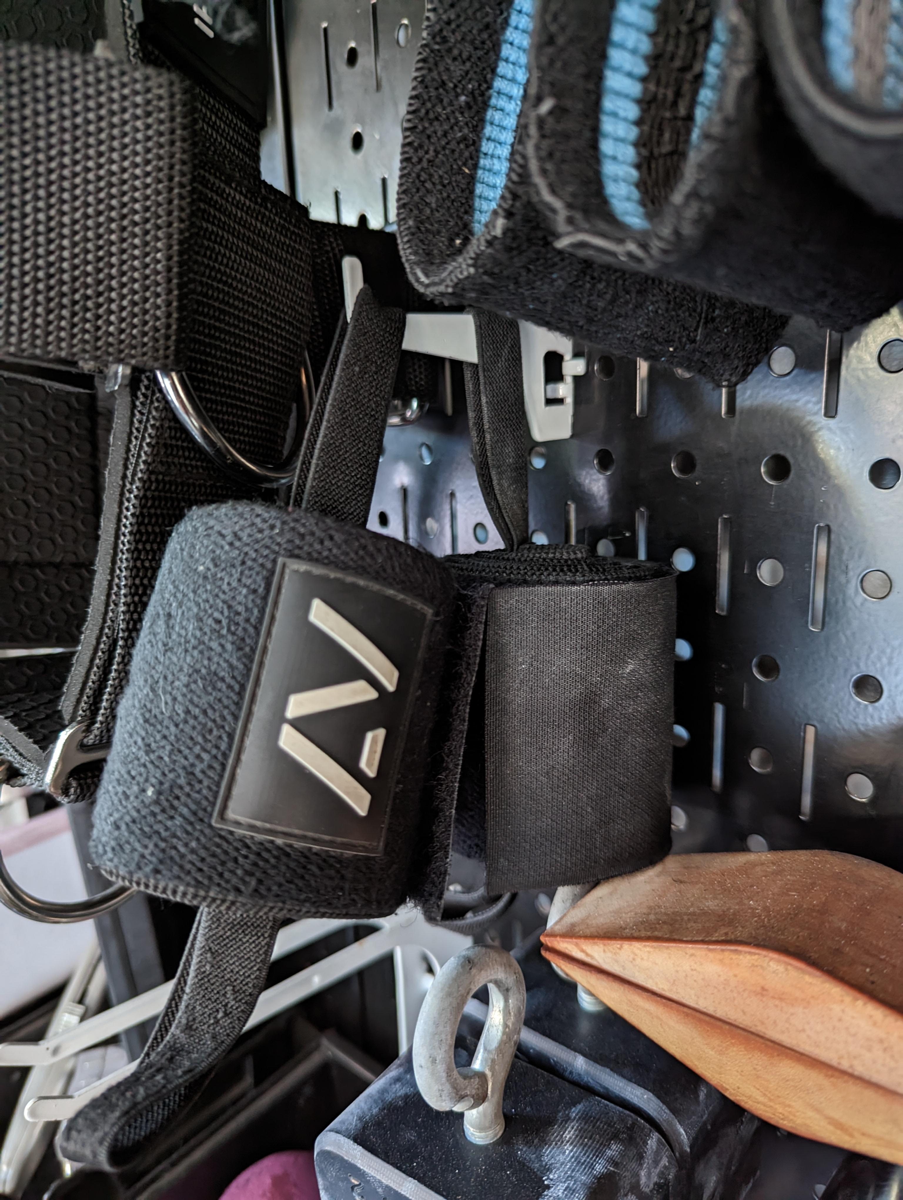 A7 Powerlifting Gear Wrist Wraps