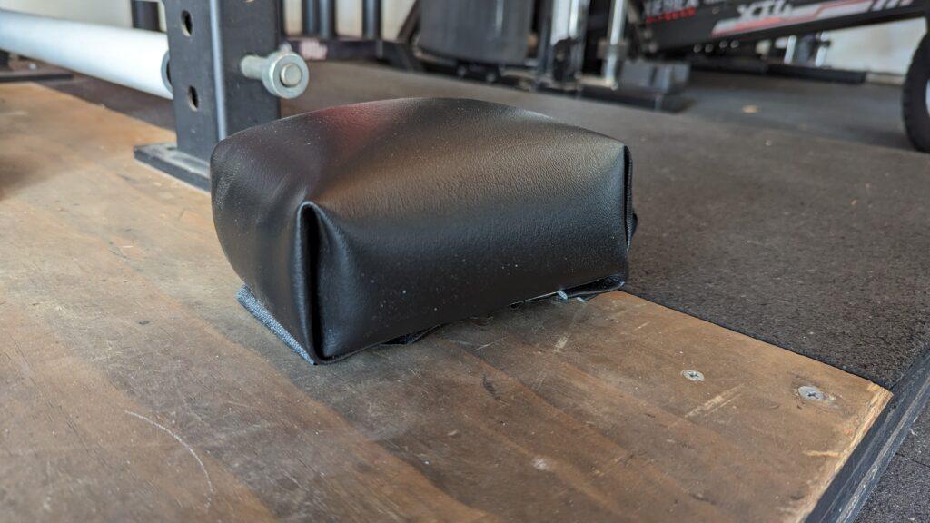 Intek Strength Neutral Grip Bar - The MOST Expensive Multi Grip Bar - 2026 Review 16 IntekStrengthNeutralGripBar Pad