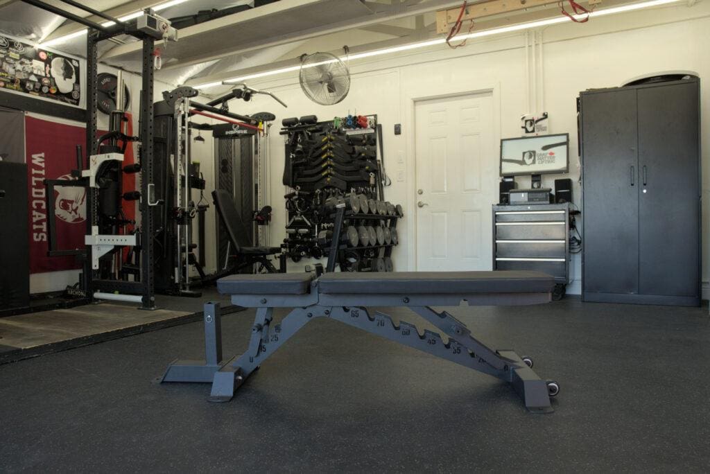 BOSBuzz SawBench Flat