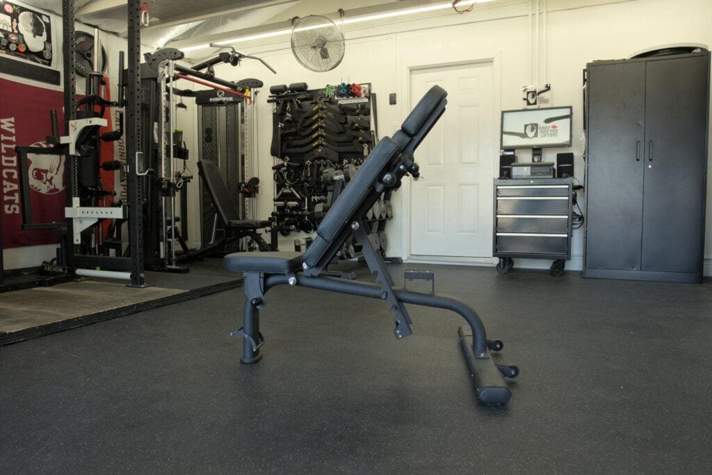 WideBodyBench Angle3