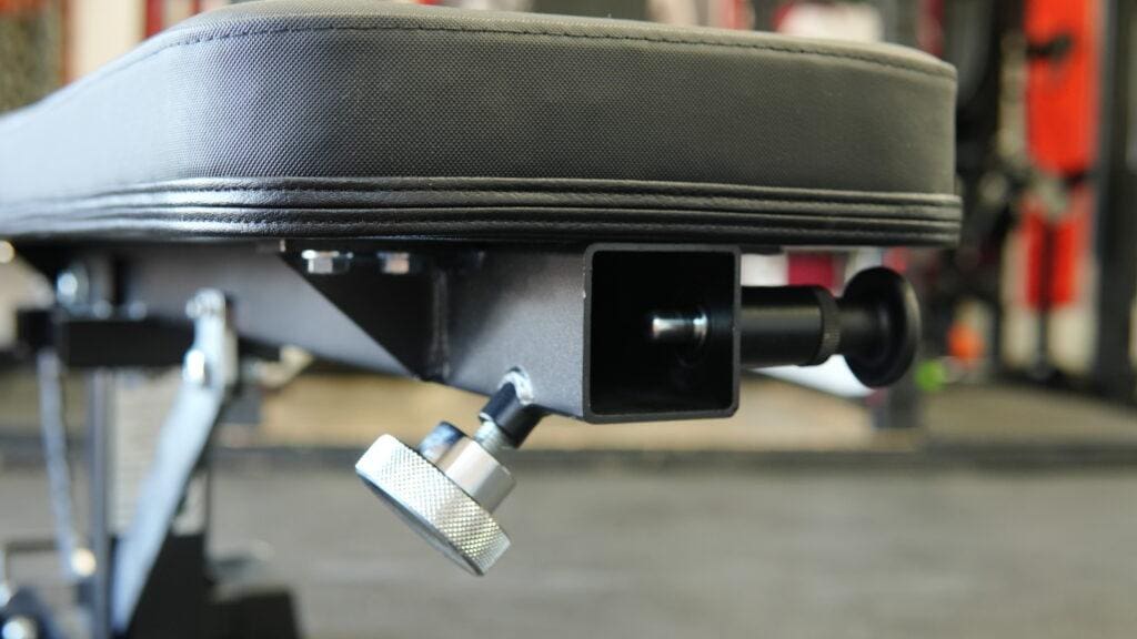 Ironmaster Super Bench Pro V2 Review 47 IronmasterSuperBenchProV2 AttachmentPort